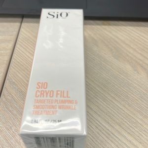 SIO Cryo Fill - Targeted Plumping & Smoothing Wrinkle Treatment
